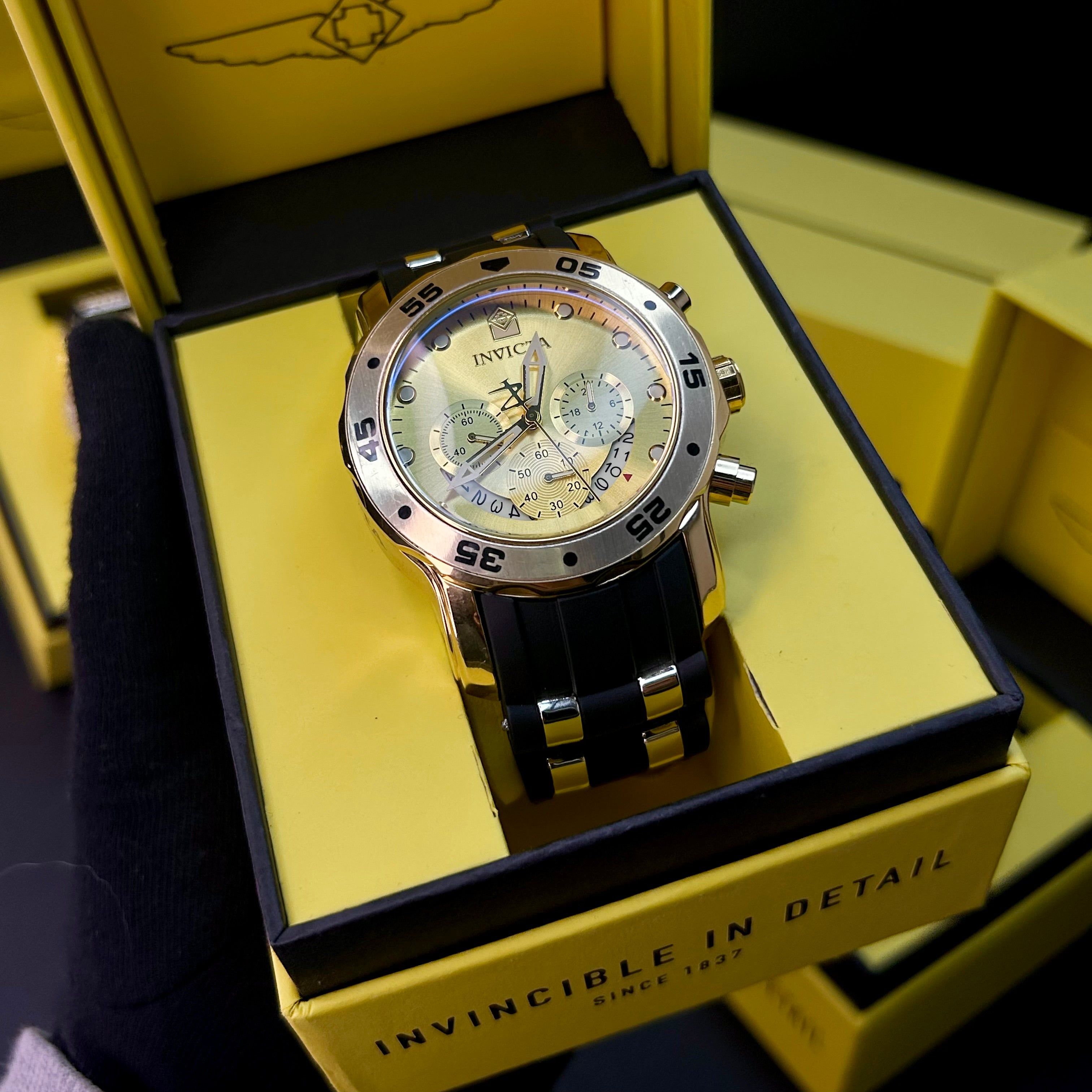 INVICTA PRO DIVER FUNCIONAL PARA HOMBRE REF-NDD1