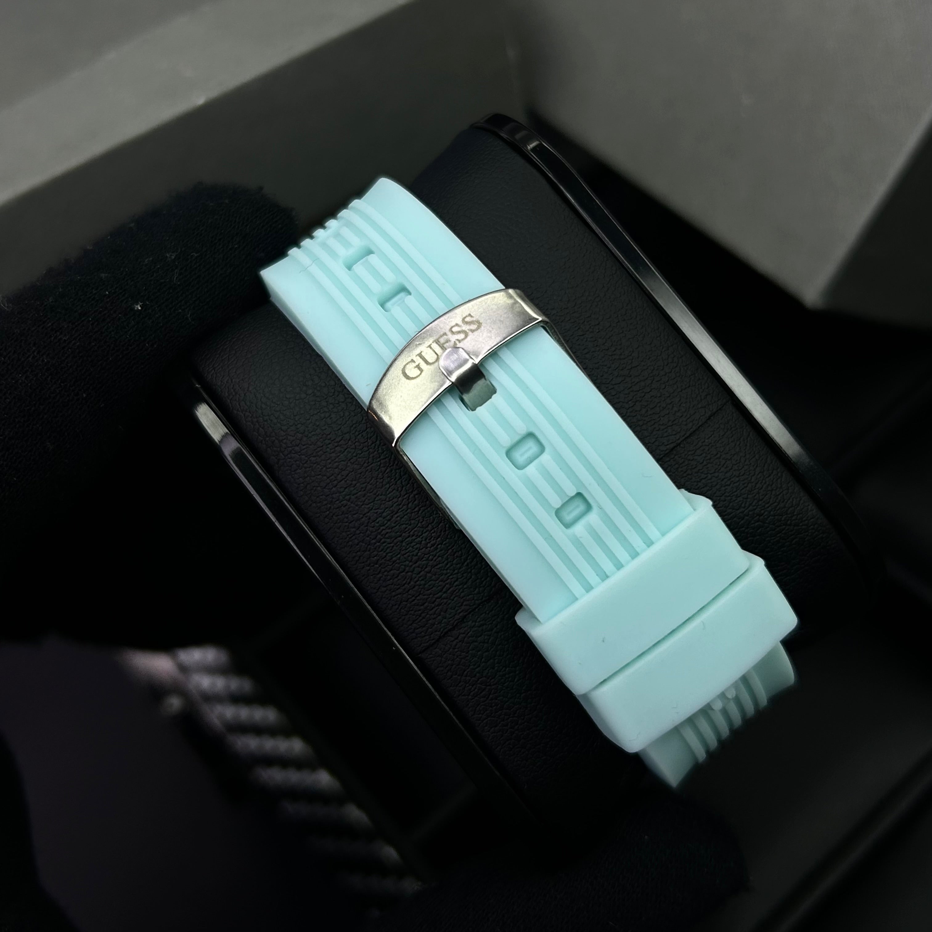 GUESS X HUBLOT PARA DAMA  REF-VD