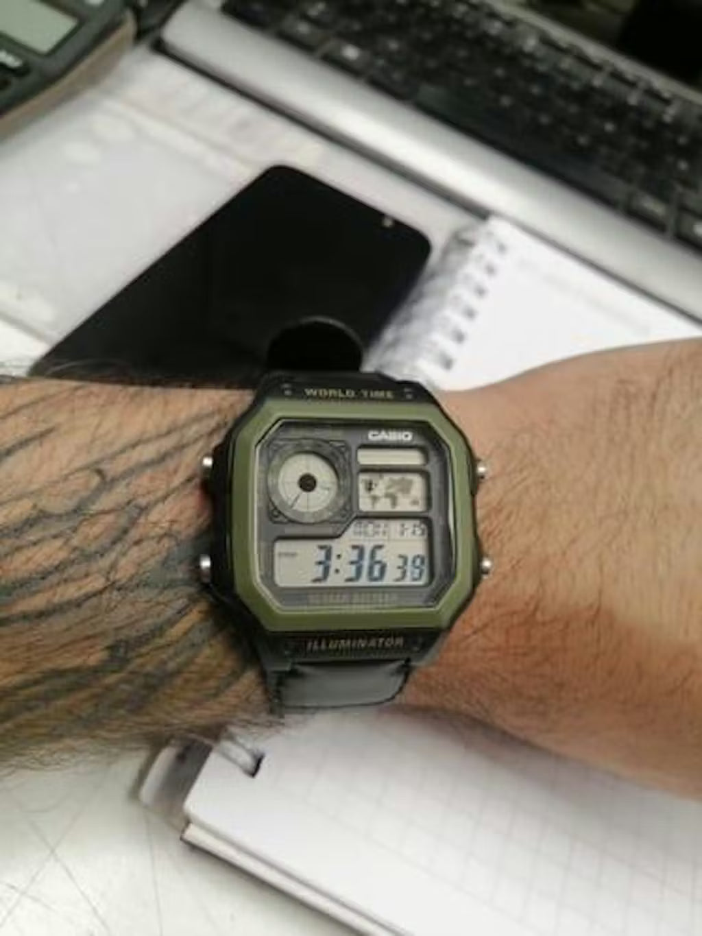 CASIO ORIGINAL PARA HOMBRE REF-AE-1200WH-1B