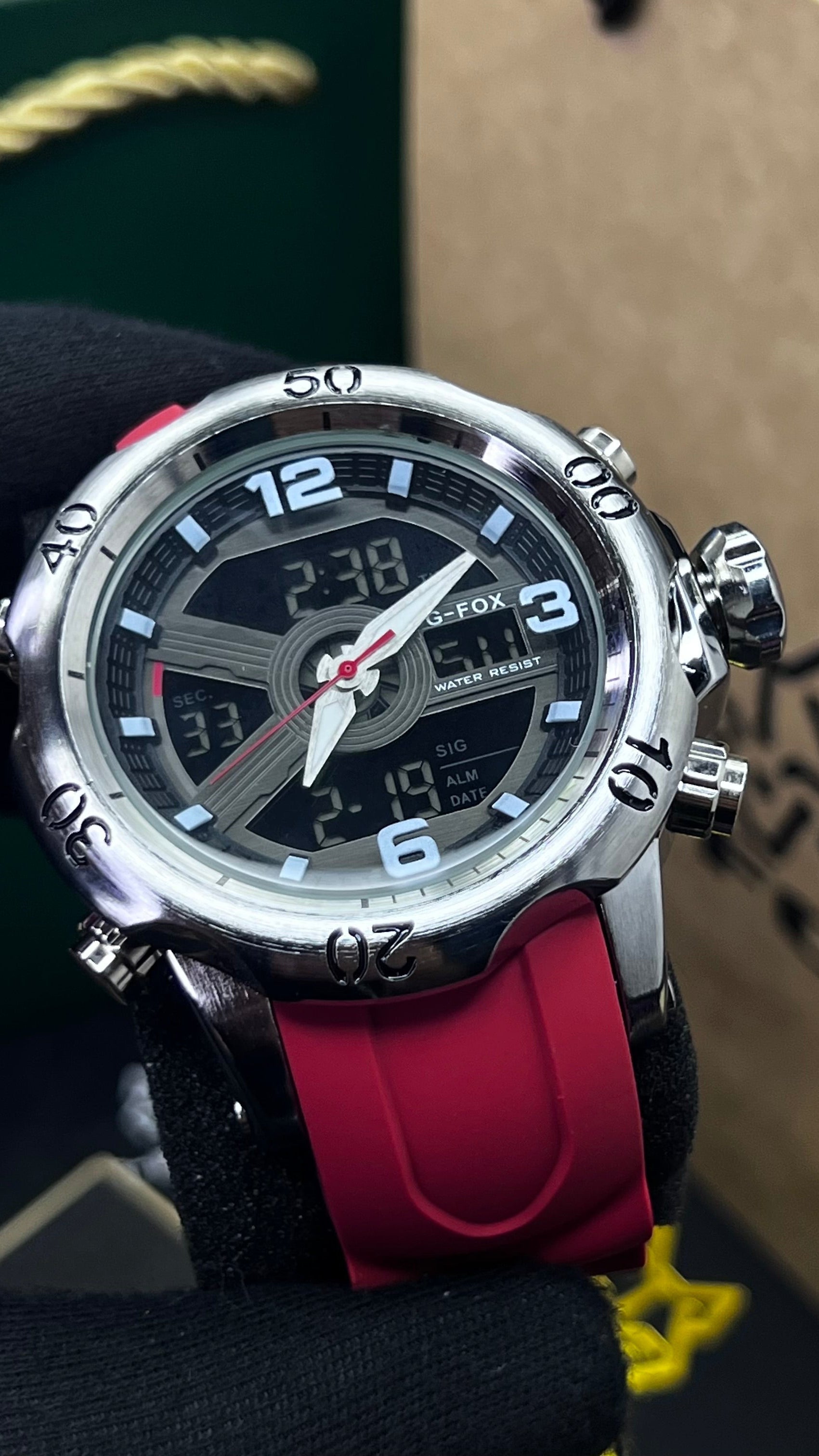 G FOX ORIGINAL DOBLE HORA POR INVICTA SUMERGIBLE PARA HOMBRE REF-1976G1-R