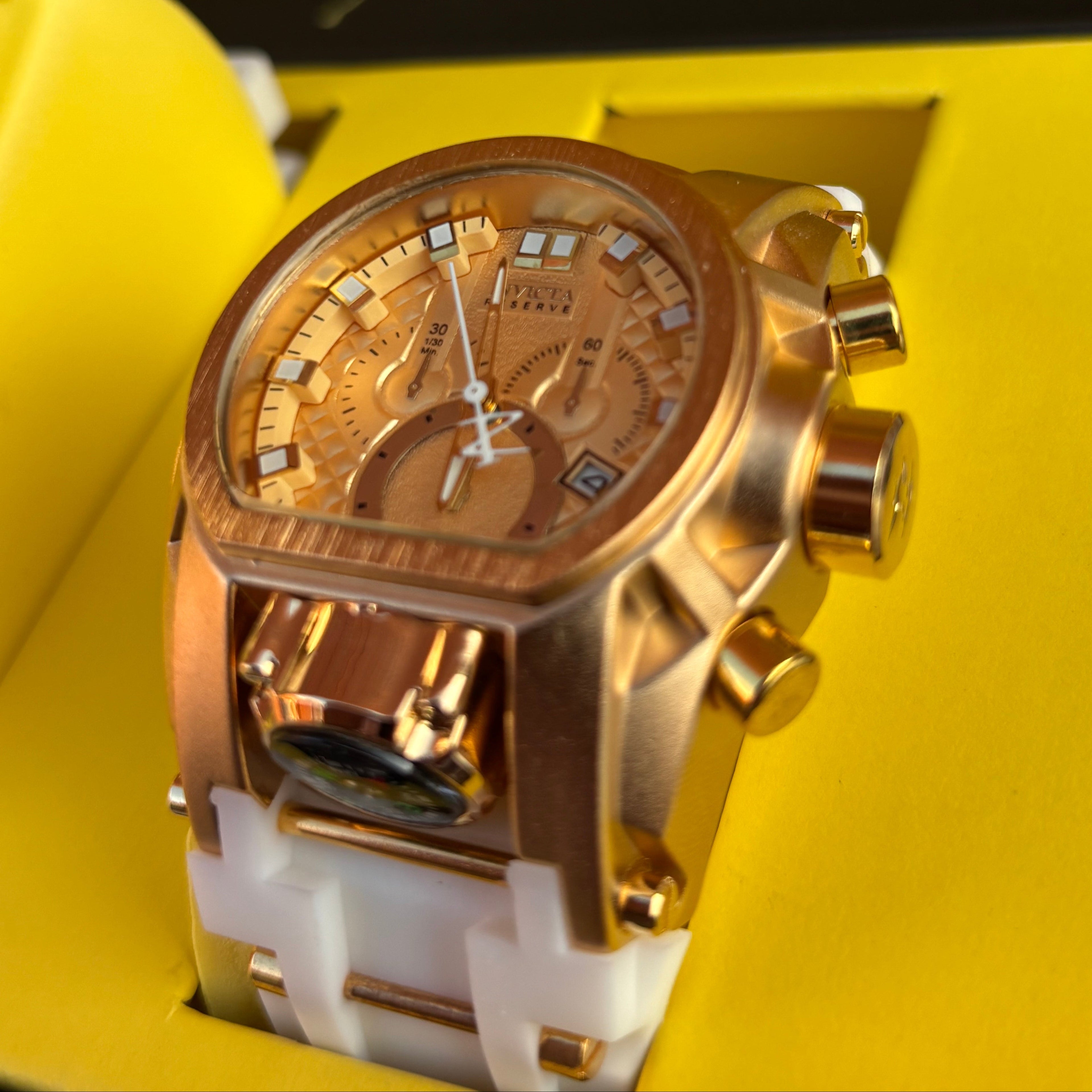 INVICTA BOLT GOMA UNISEX TAMAÑO 43MM REF-BD