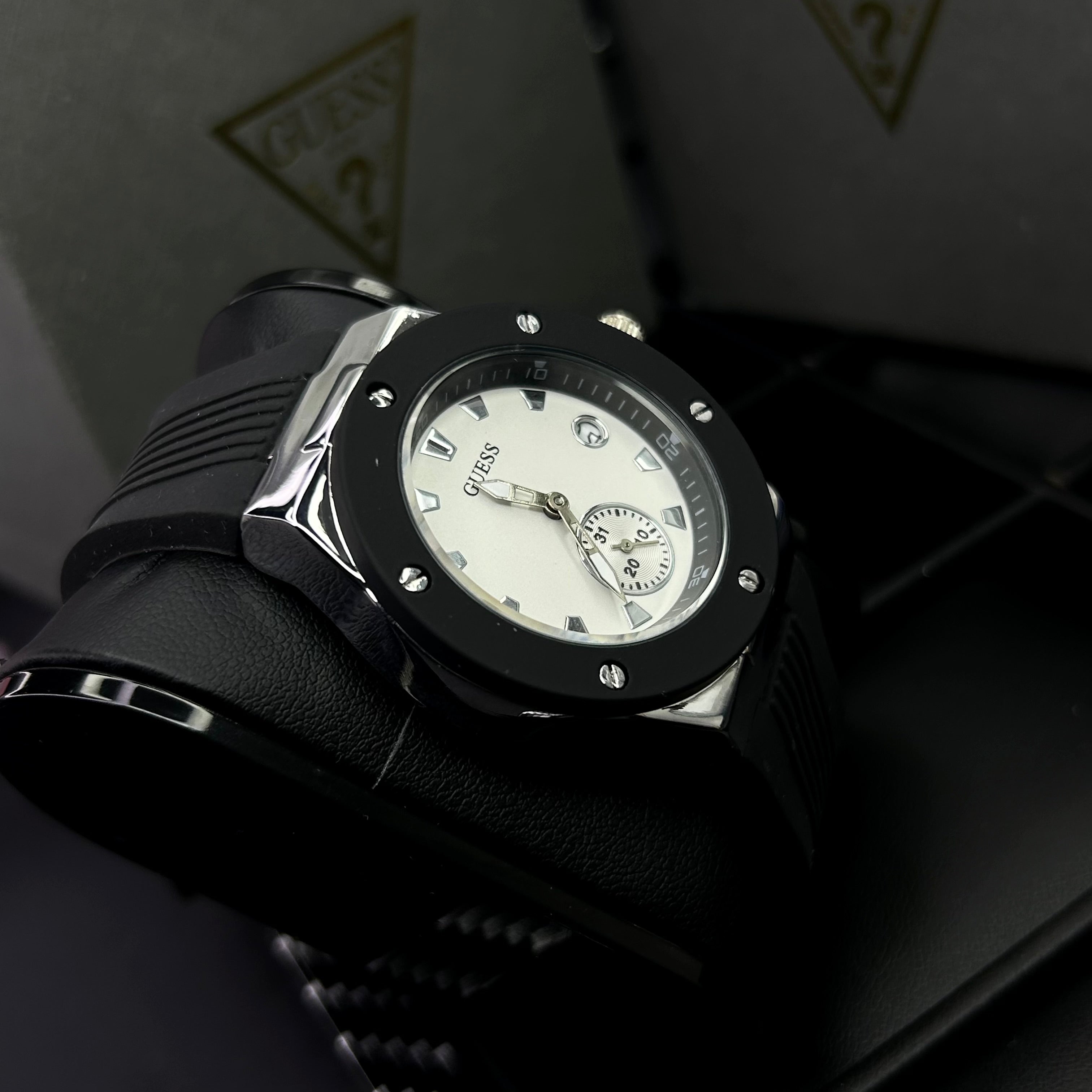 GUESS X HUBLOT PARA DAMA  REF-NP