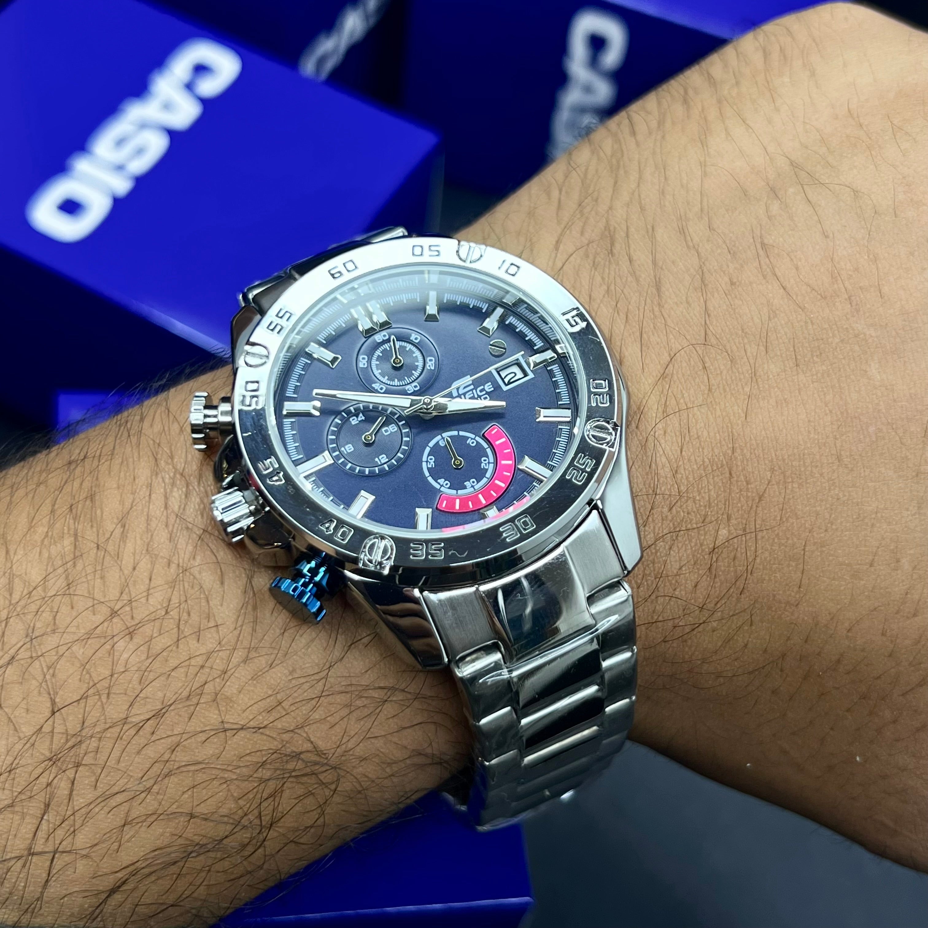 CASIO EDIFICE EFR 558  FUNCIONAL PARA HOMBRE REF-PA1