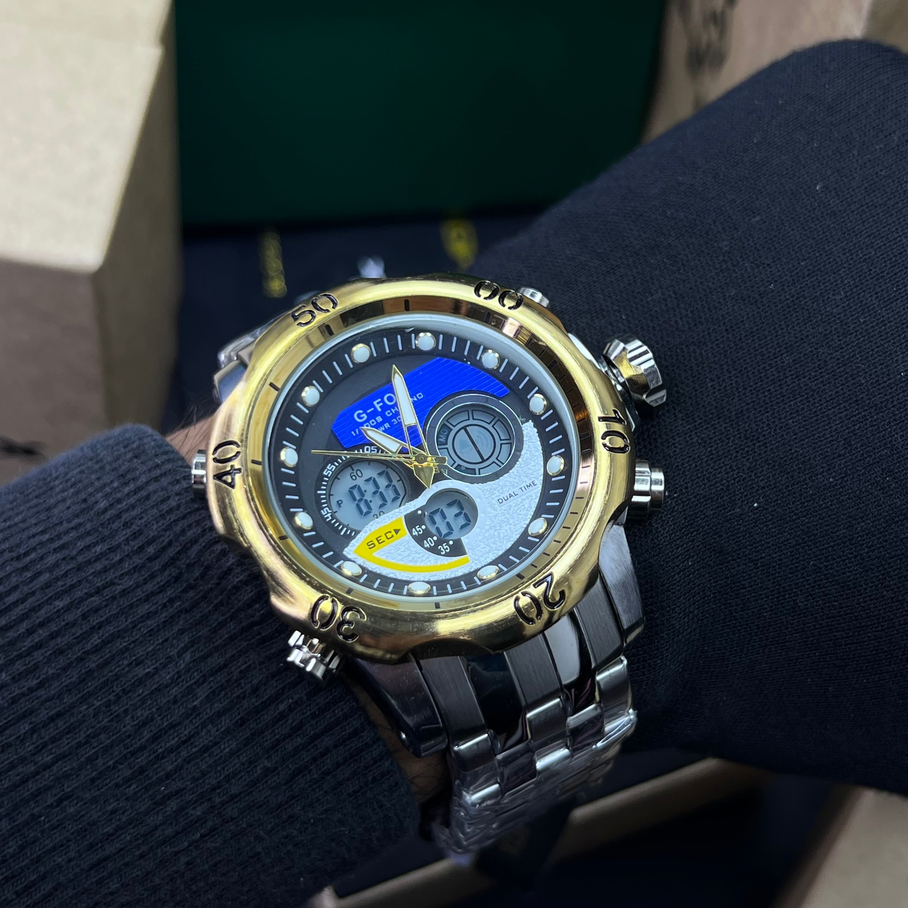 G FOX ORIGINAL DOBLE HORA POR INVICTA SUMERGIBLE PARA HOMBRE REF-1976-BDA