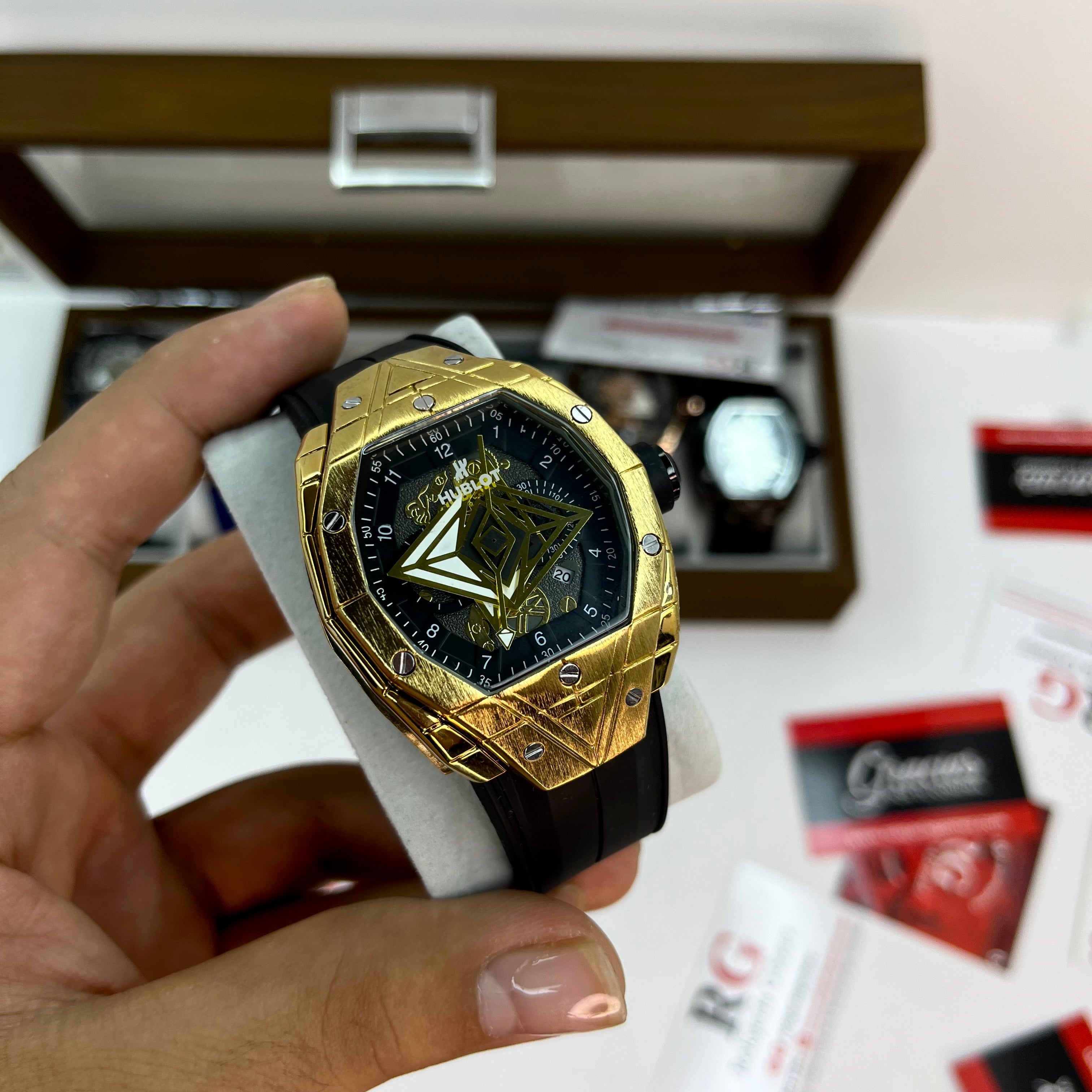 HUBLOT DIAMANTE PARA HOMBRE REF-ND