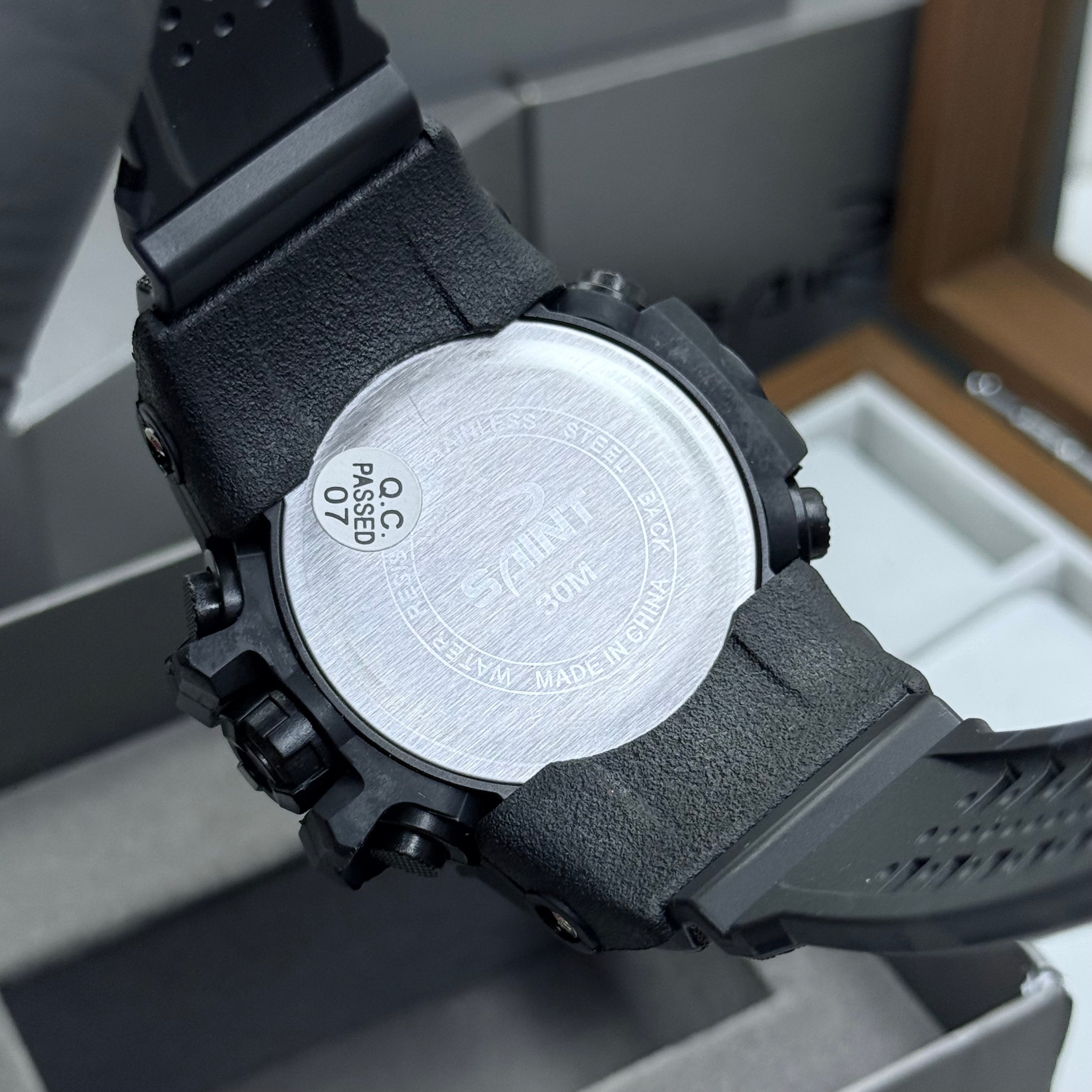 SAINT X G-SHOCK PARA SUMERGIBLE MILITAR HOMBRE REF S640B-GN
