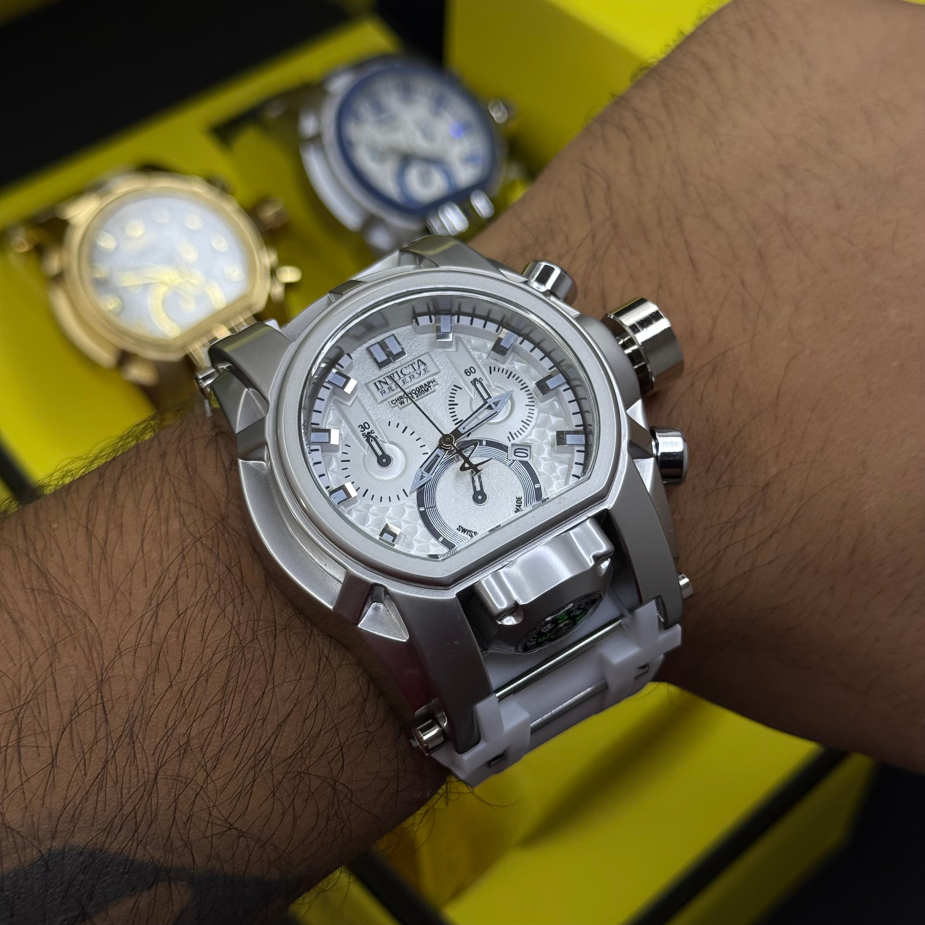 INVICTA BOLT ZEUS GOMA PARA HOMBRE REF-BPB