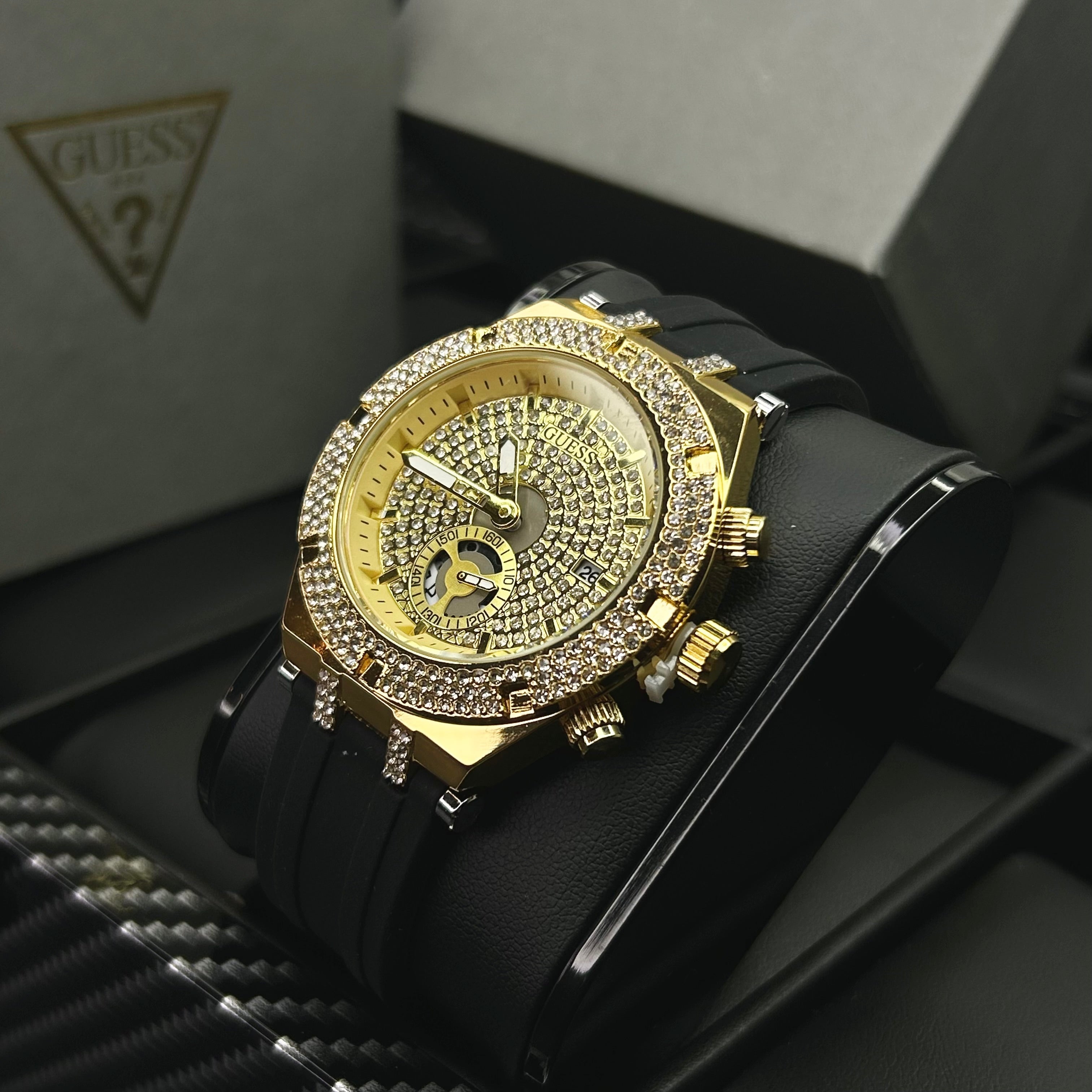 GUESS CUBANO PARA DAMA  REF-ND