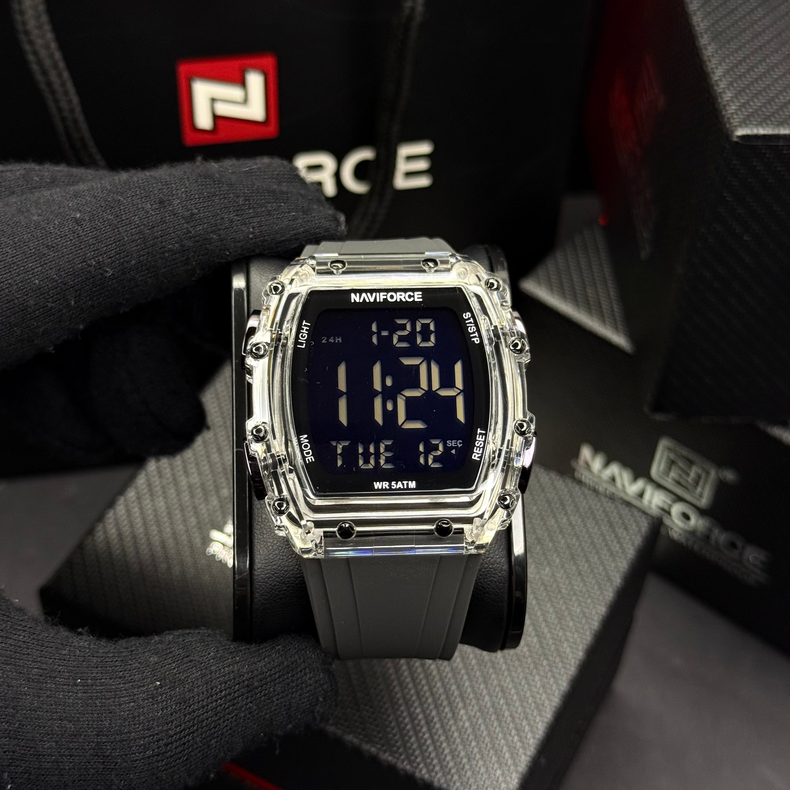 NAVIFORCE X RICHARD MILLER ORIGINAL PARA HOMBRE REF NF6107-GT