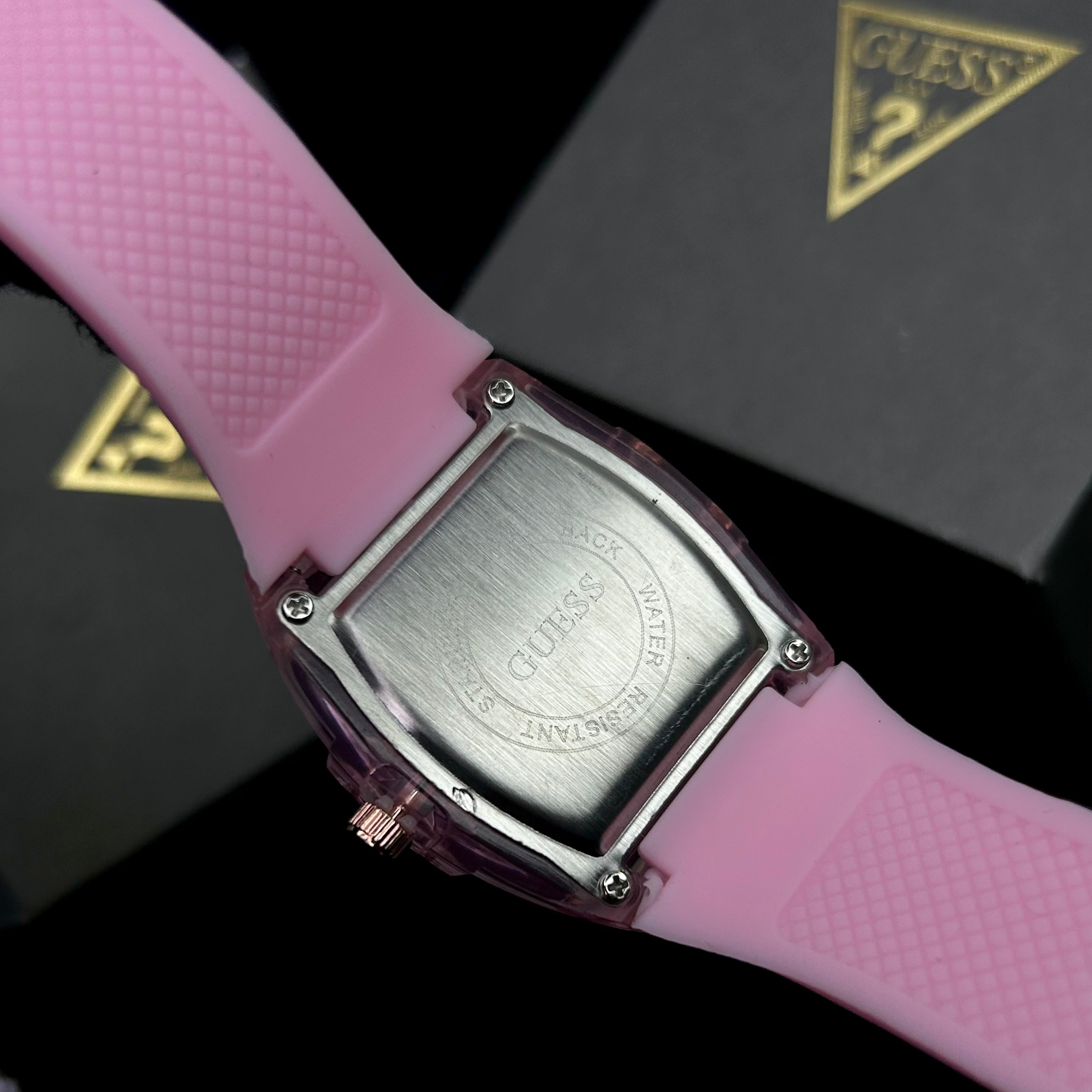 GUESS UNISEX TRASNPARENTE REF-R