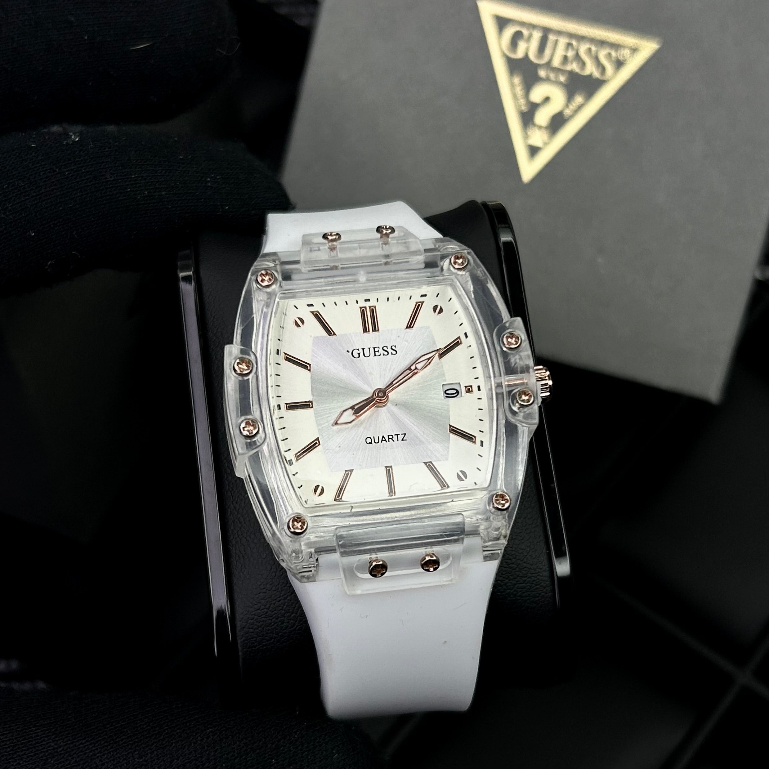 GUESS UNISEX TRASNPARENTE REF-B