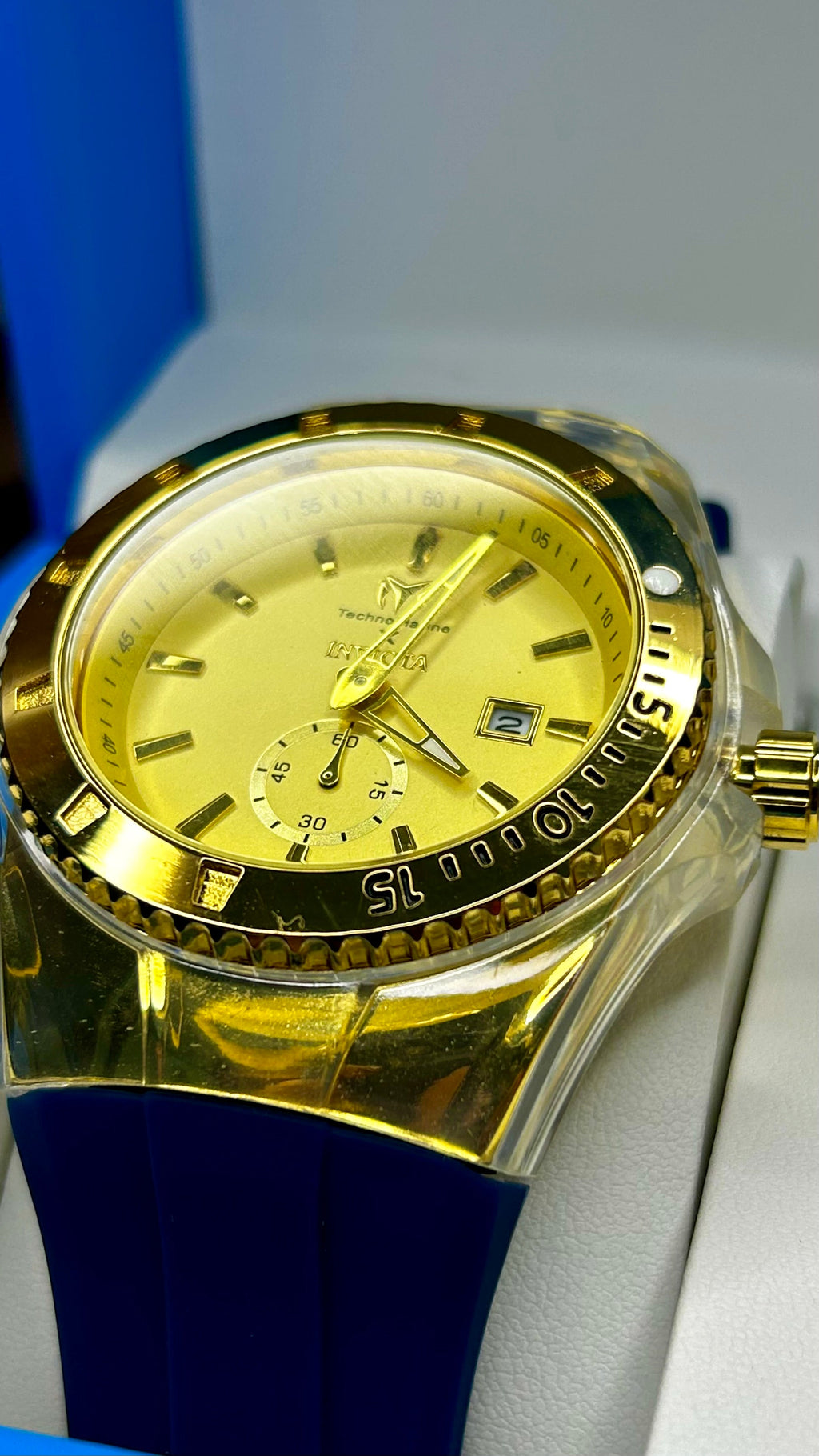 INVICTA x TECHNOMARINE  PARA HOMBRE REF-AD