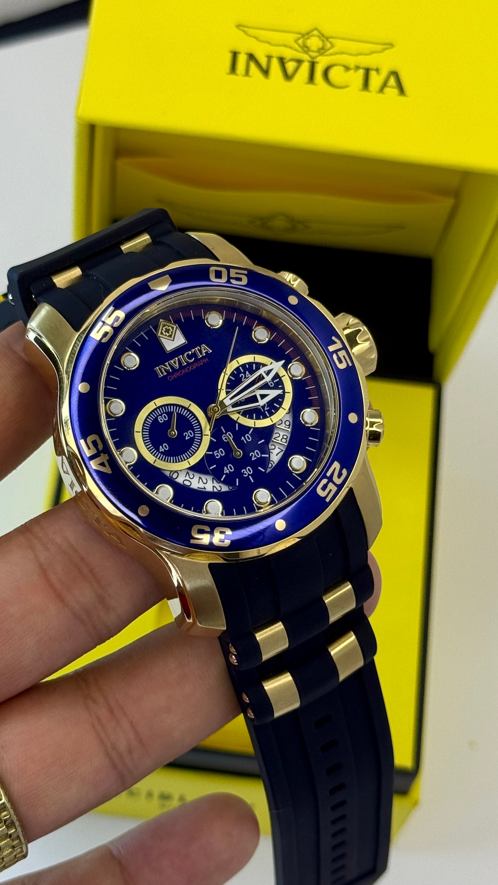 INVICTA LUXURY PRO DIVER ORIGINAL PARA HOMBRE REF 6983