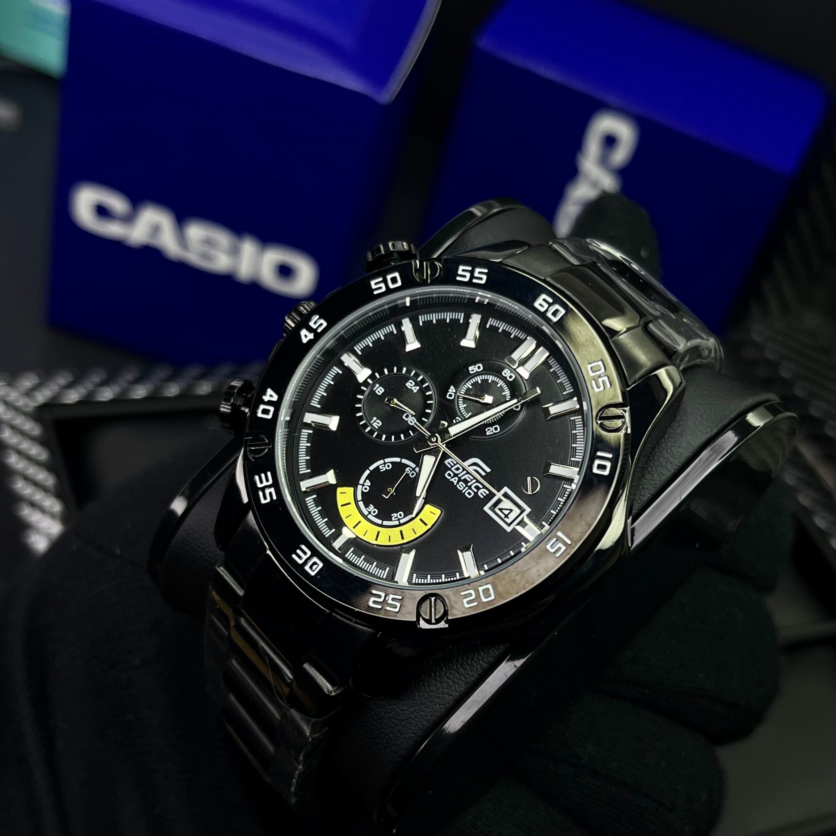 CASIO EDIFICE EFR 558  FUNCIONAL PARA HOMBRE REF-N
