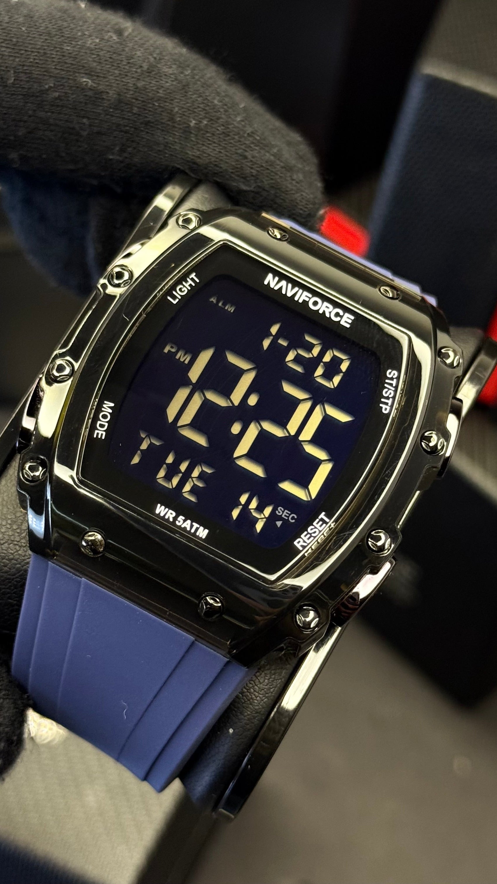 NAVIFORCE X RICHARD MILLER ORIGINAL PARA HOMBRE REF NF6107-AO