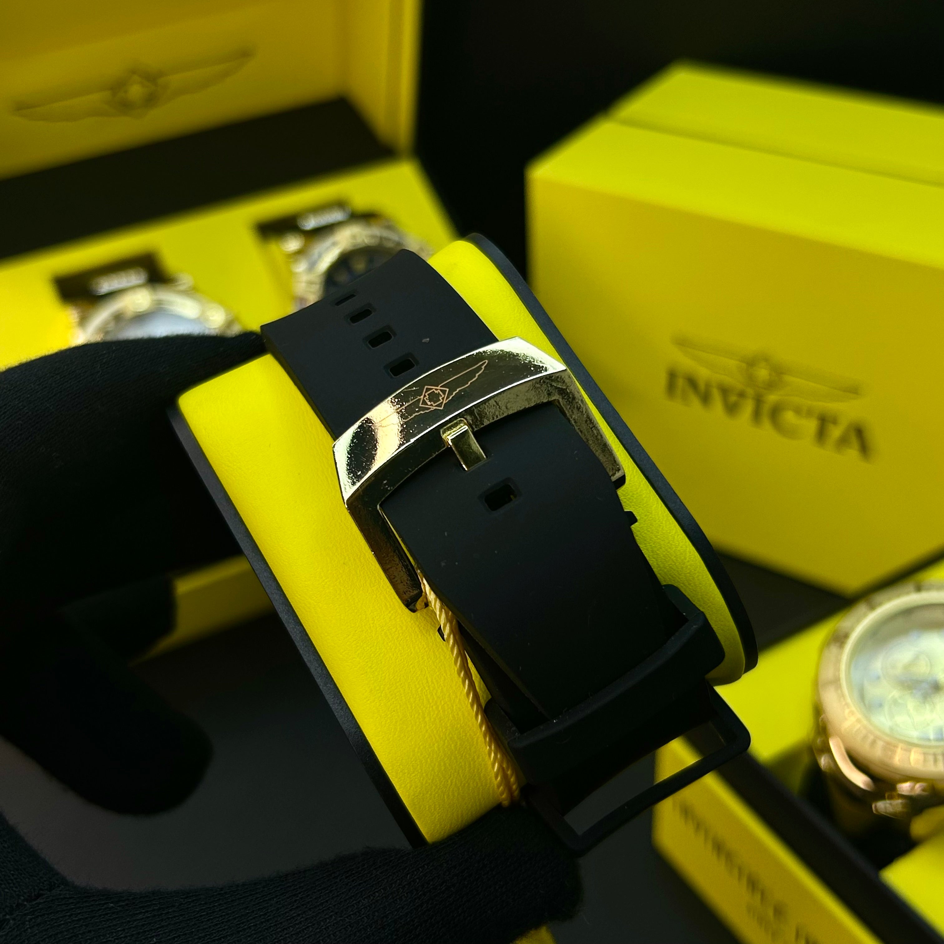 INVICTA RIPSAW FUNCIONAL PARA HOMBRE REF NBD