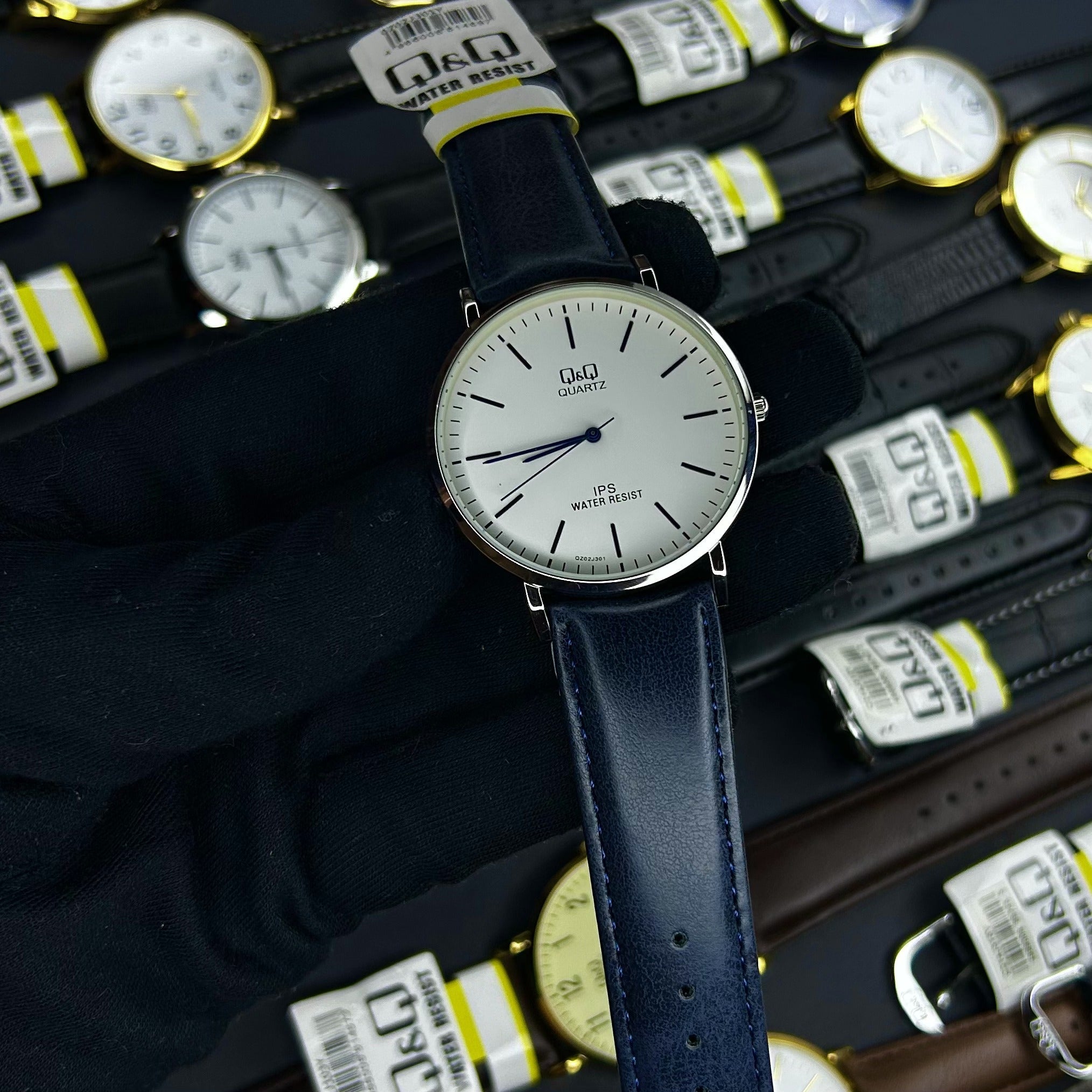 QyQ ORIGINAL PARA HOMBRE REF-QZ02J301Y