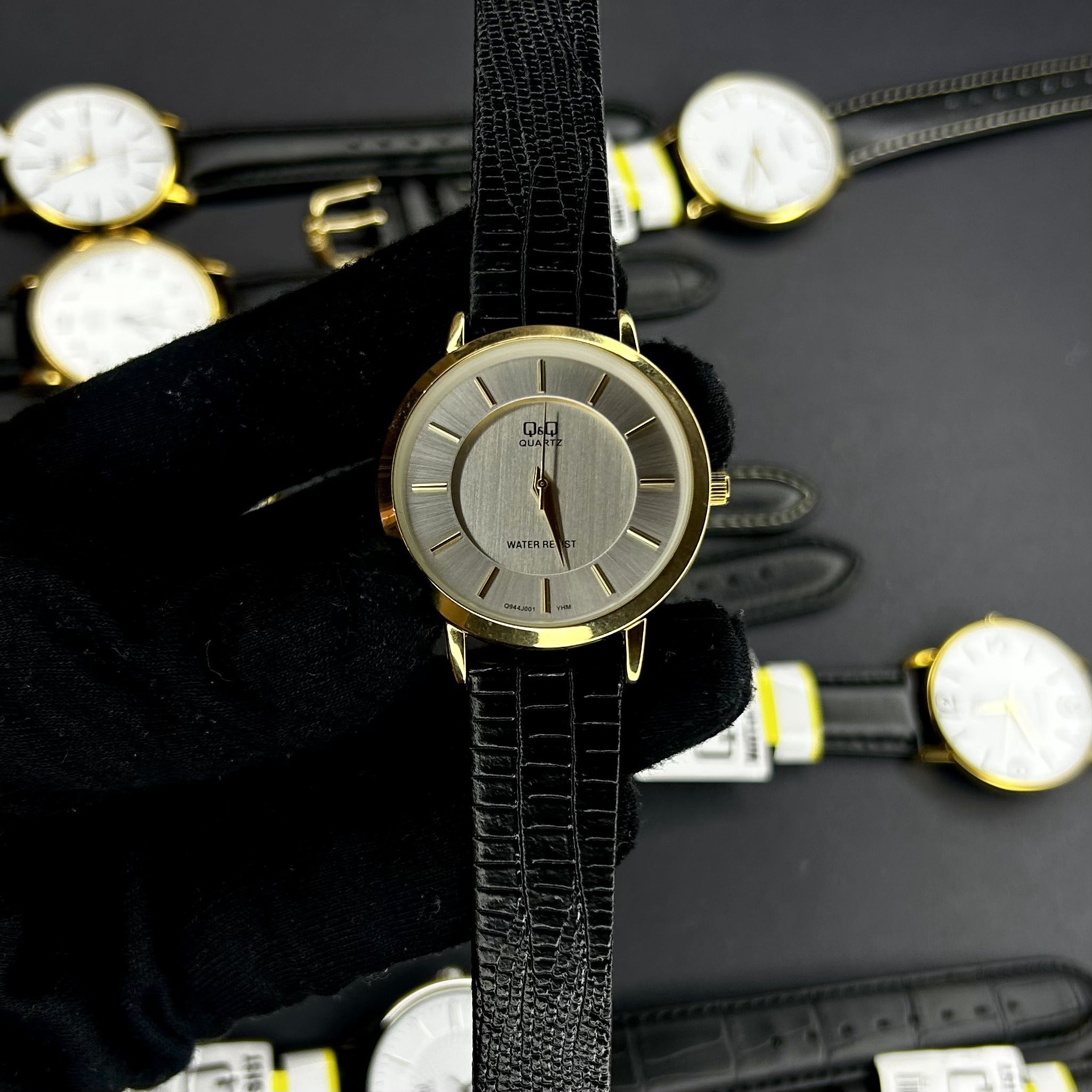 QyQ ORIGINAL PARA HOMBRE REF-Q944J001Y