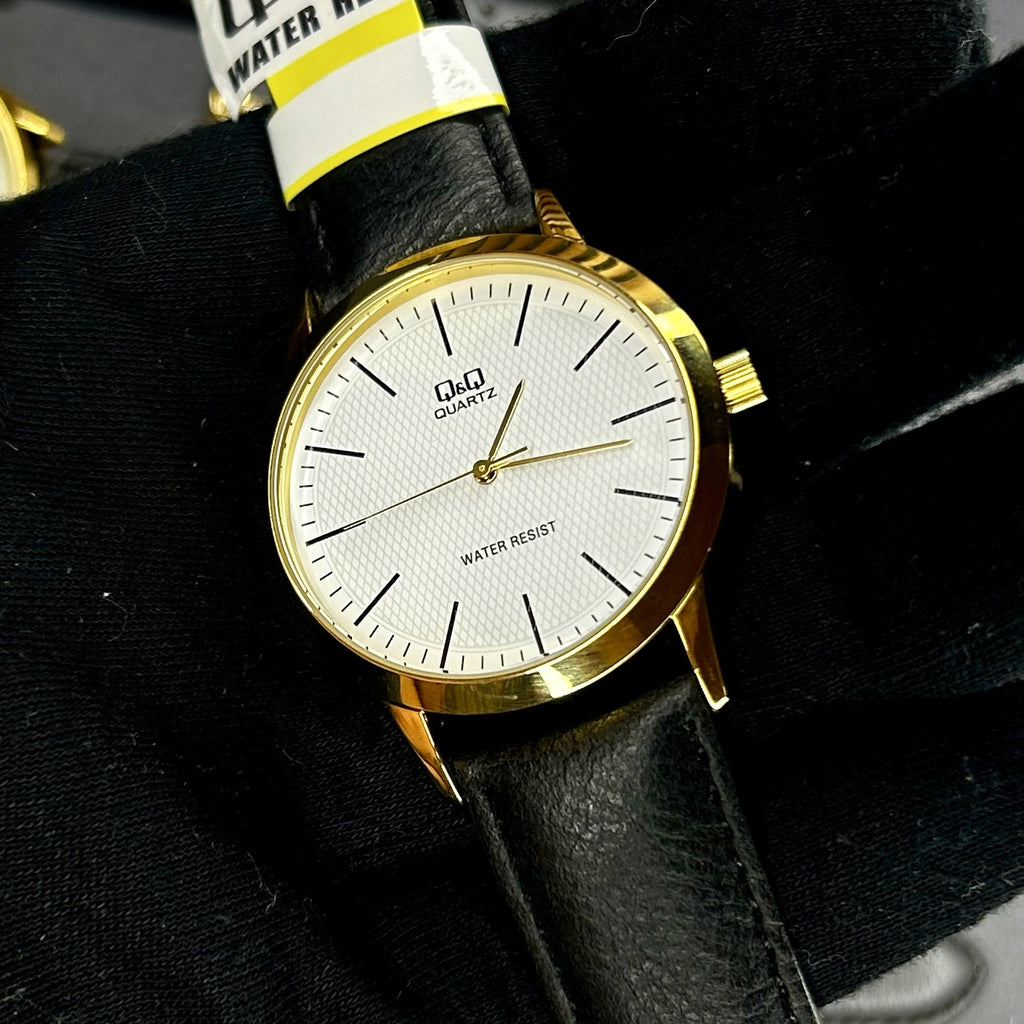 QyQ ORIGINAL PARA HOMBRE REF-Q946J101Y