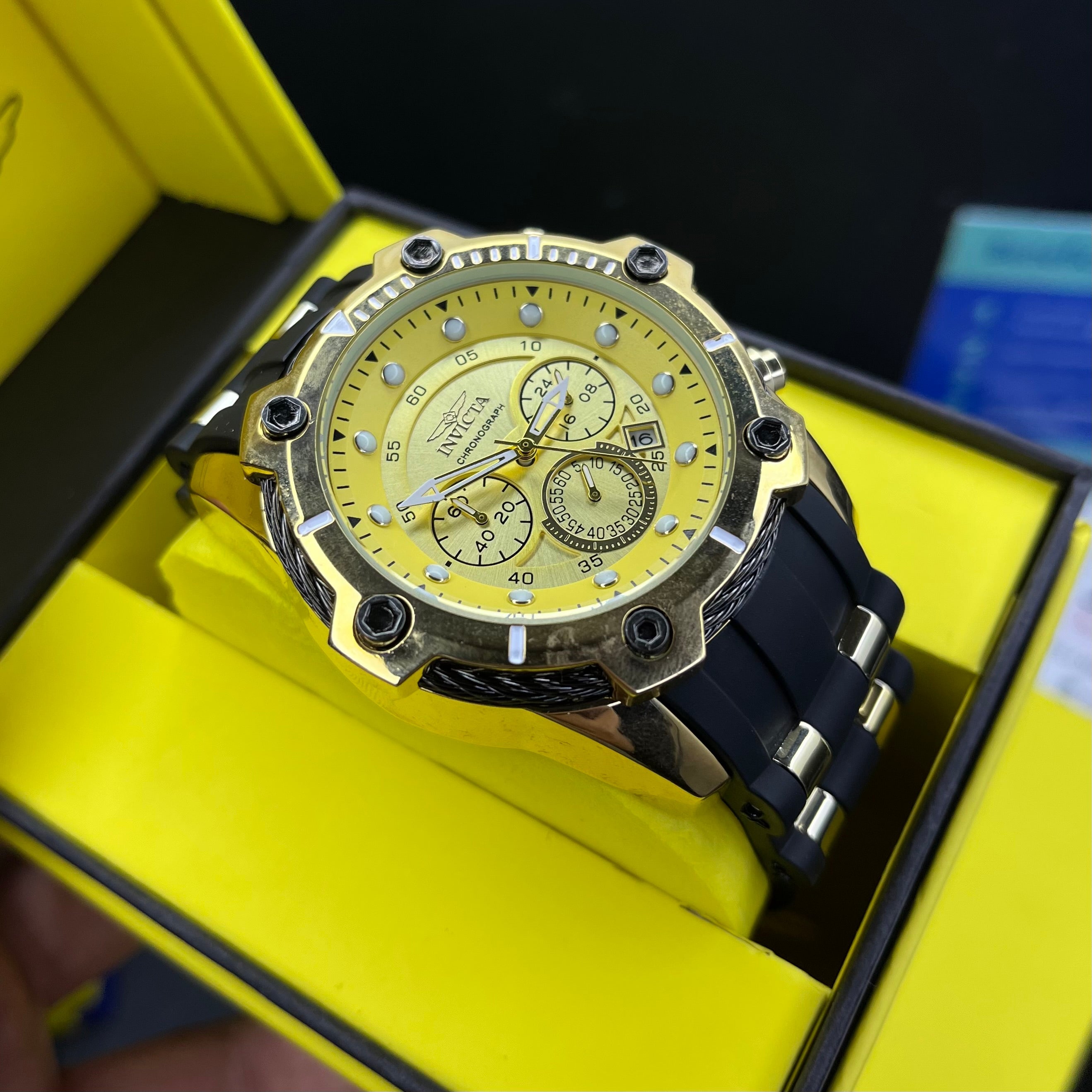 INVICTA BOLT FUNCIONAL PARA HOMBRE REF-NDD