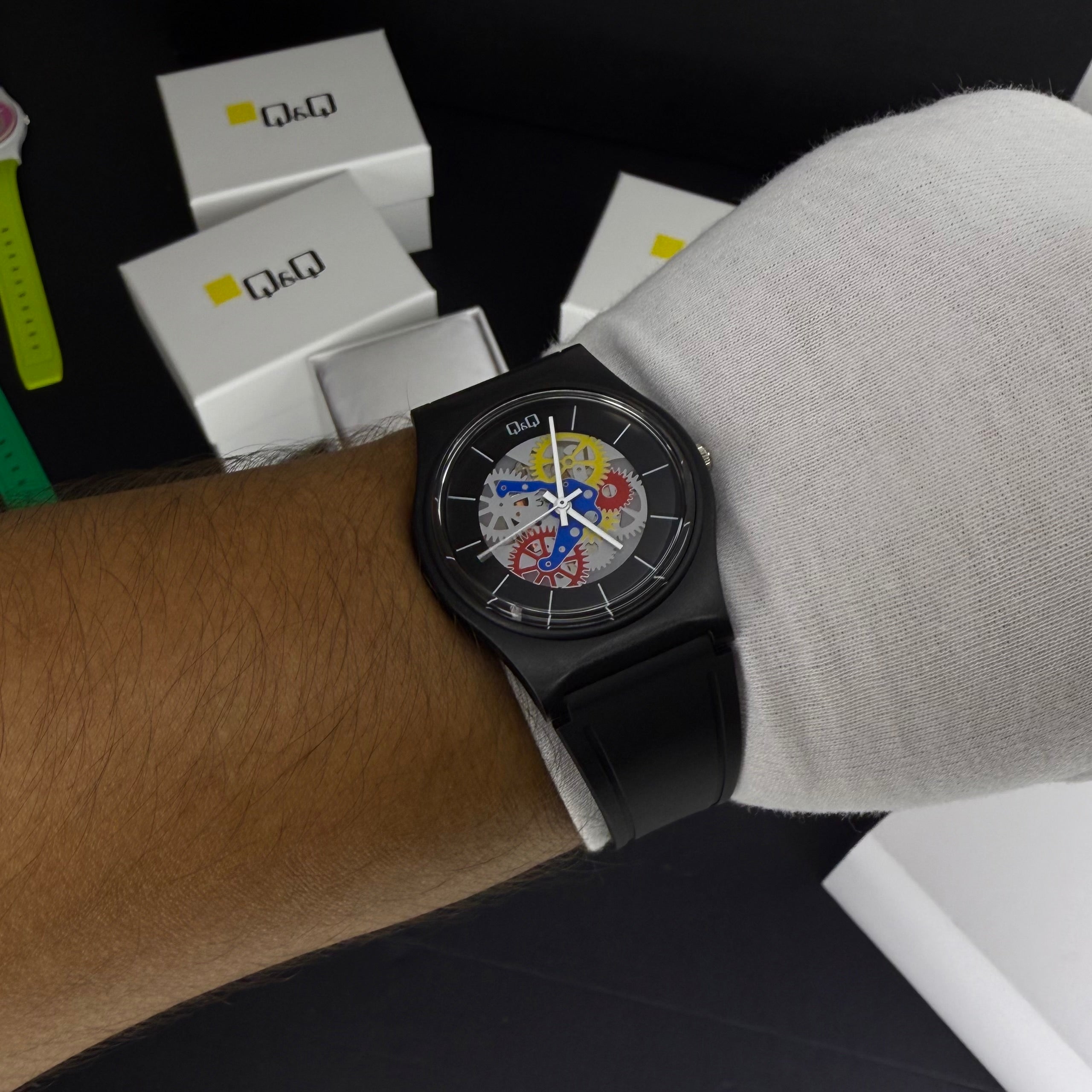 QyQ SUMERGIBLE TIPO SWATCH UNISES ORIGINAL REF-V41A-500VY