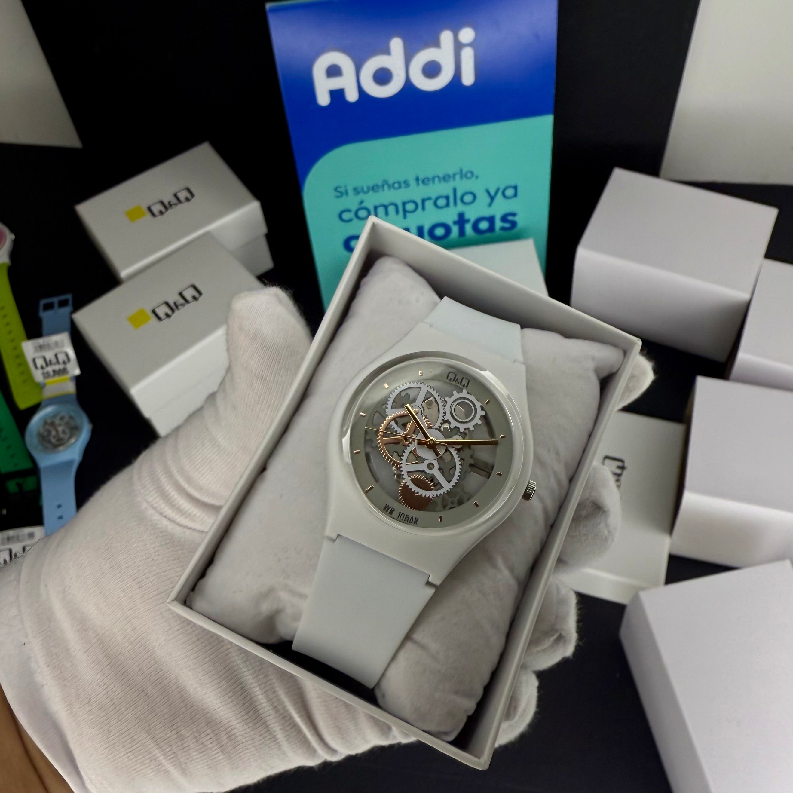 QyQ SUMERGIBLE TIPO SWATCH UNISES ORIGINAL REF-V39A-501VY