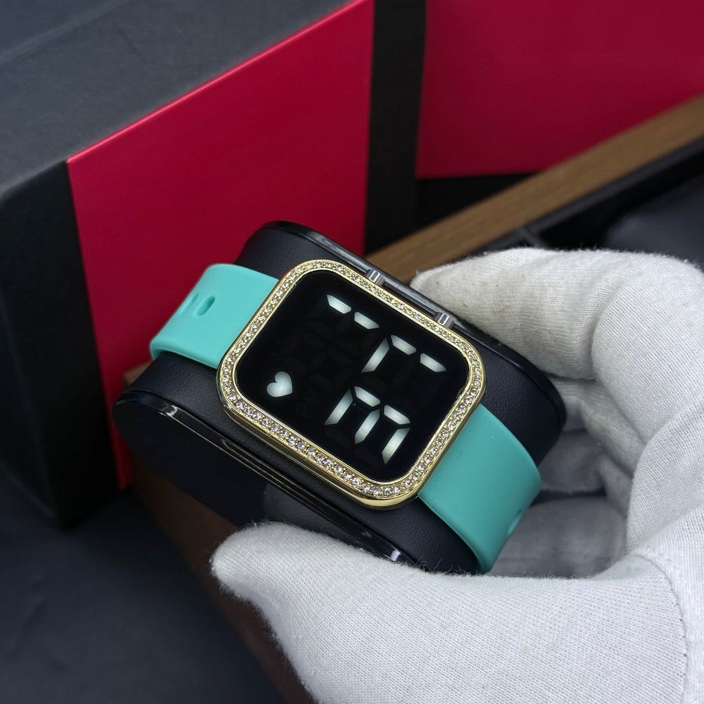 RELOJ DIGITAL ESTILO CUBANO PARA DAMA REF-VDN