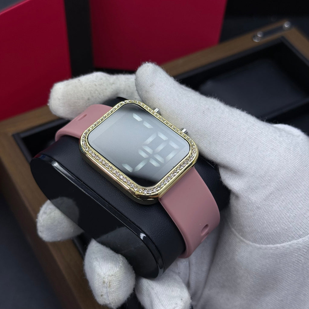 RELOJ DIGITAL ESTILO CUBANO PARA DAMA REF-PDN