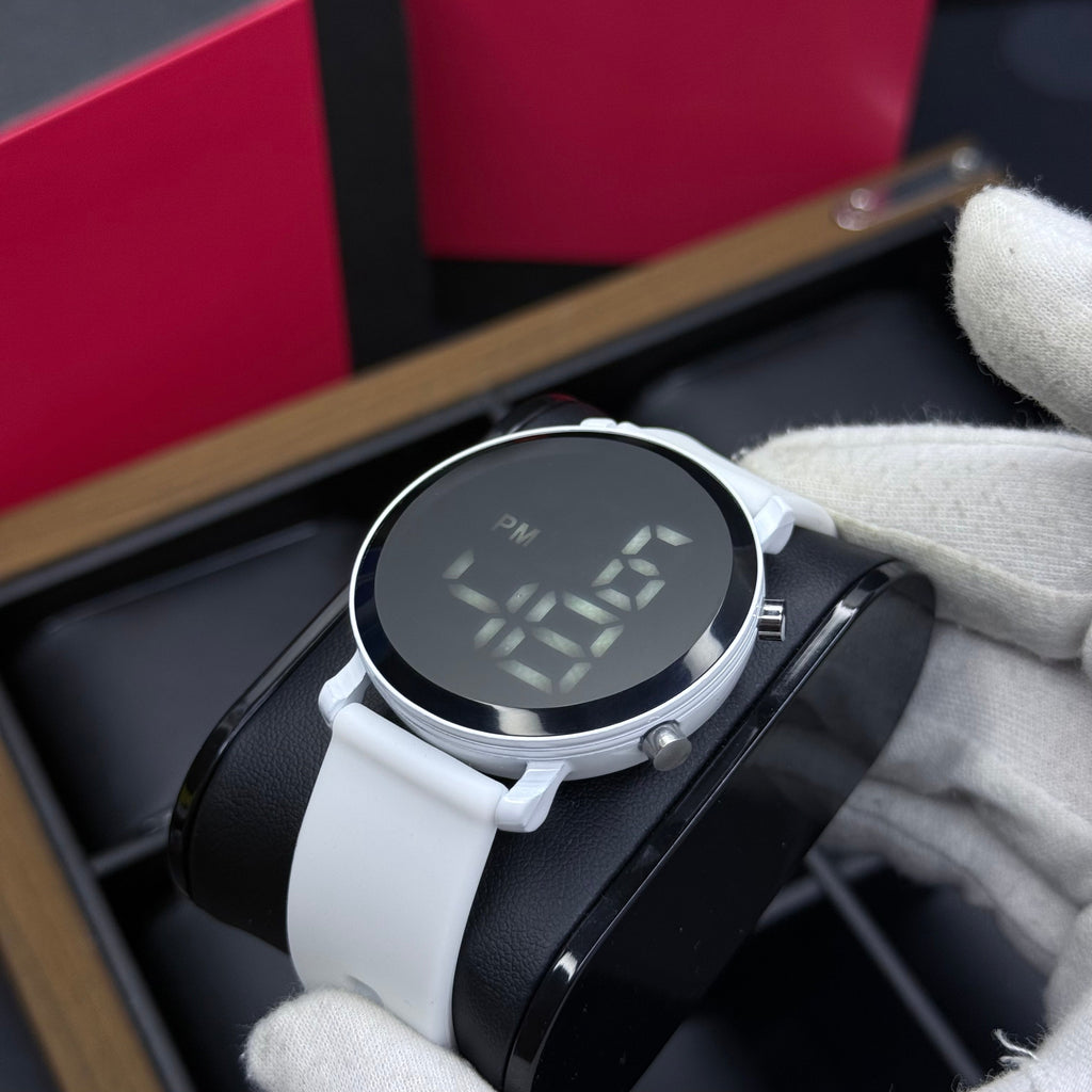 RELOJ DIGITAL ESTILO CUBANO PARA DAMA REF-BN