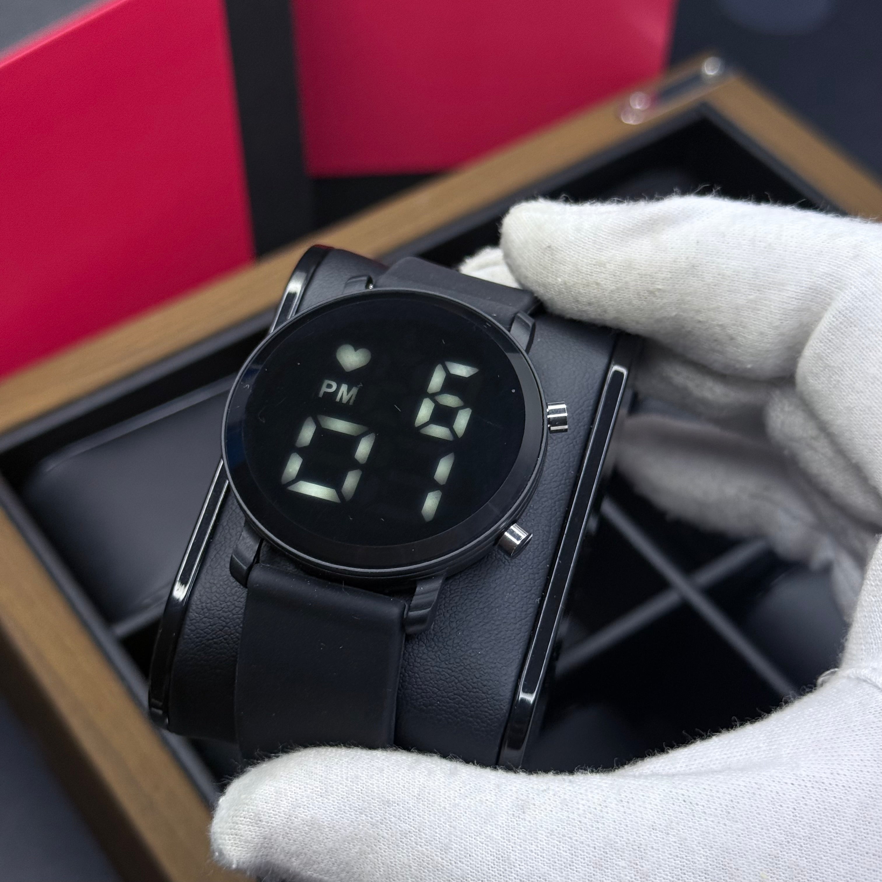 RELOJ DIGITAL ESTILO CUBANO PARA DAMA REF-NN