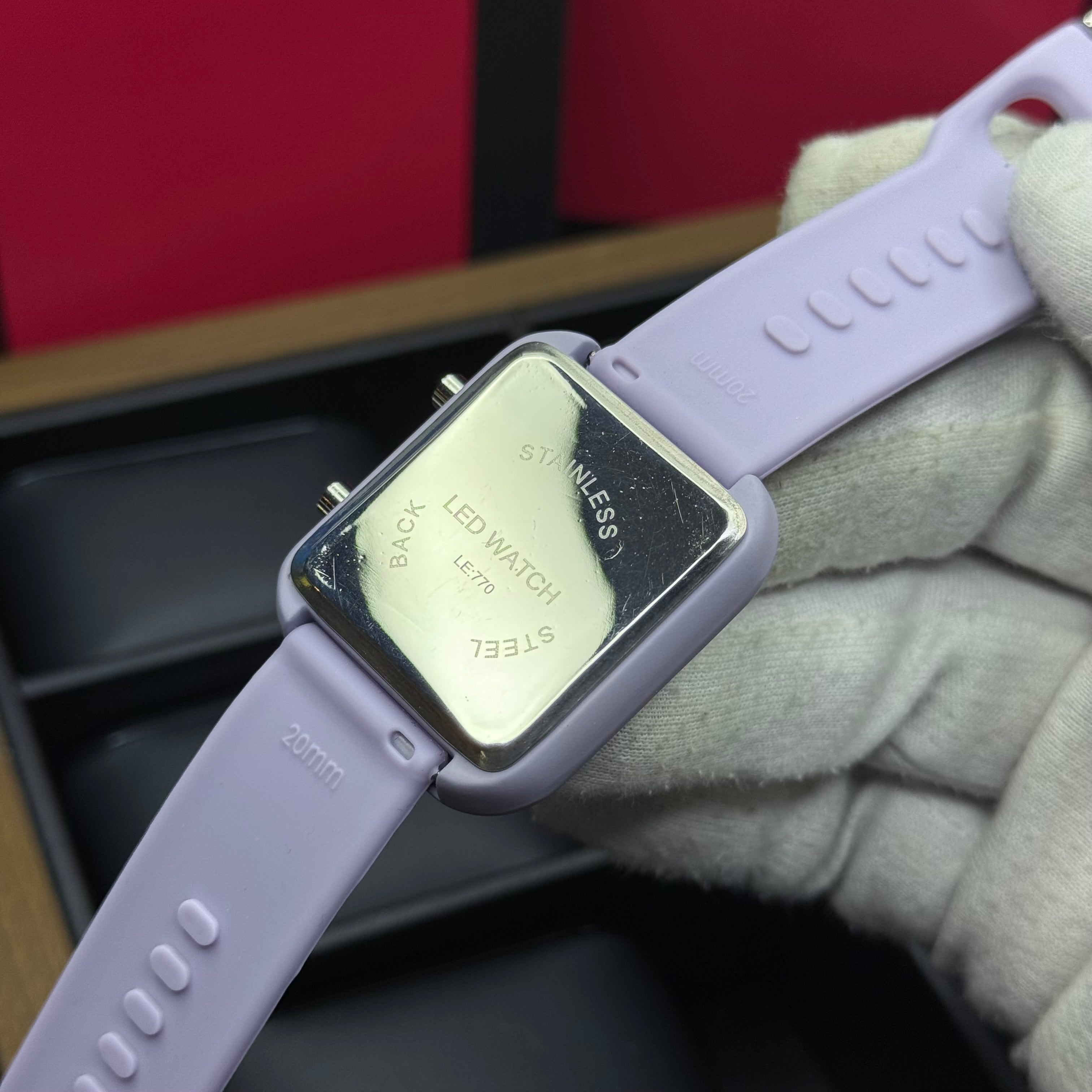 RELOJ DIGITAL UNISEX REF - L