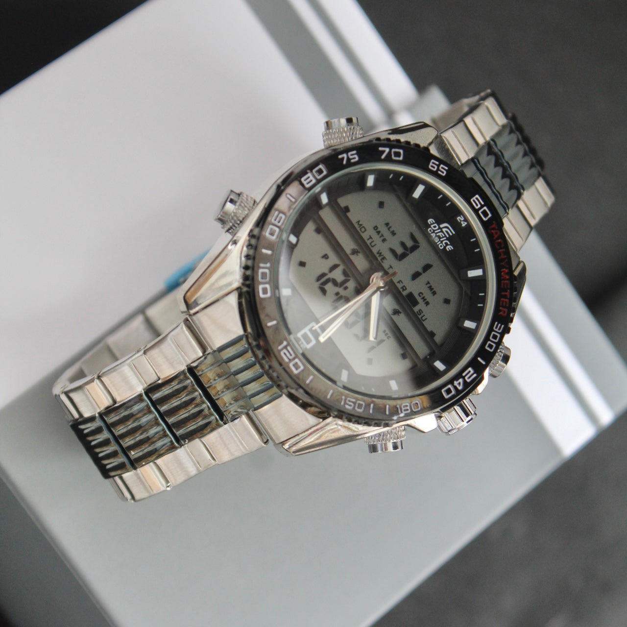 CASIO DOBLE HORA DOBLE PANEL PARA HOMBRE REF-BN