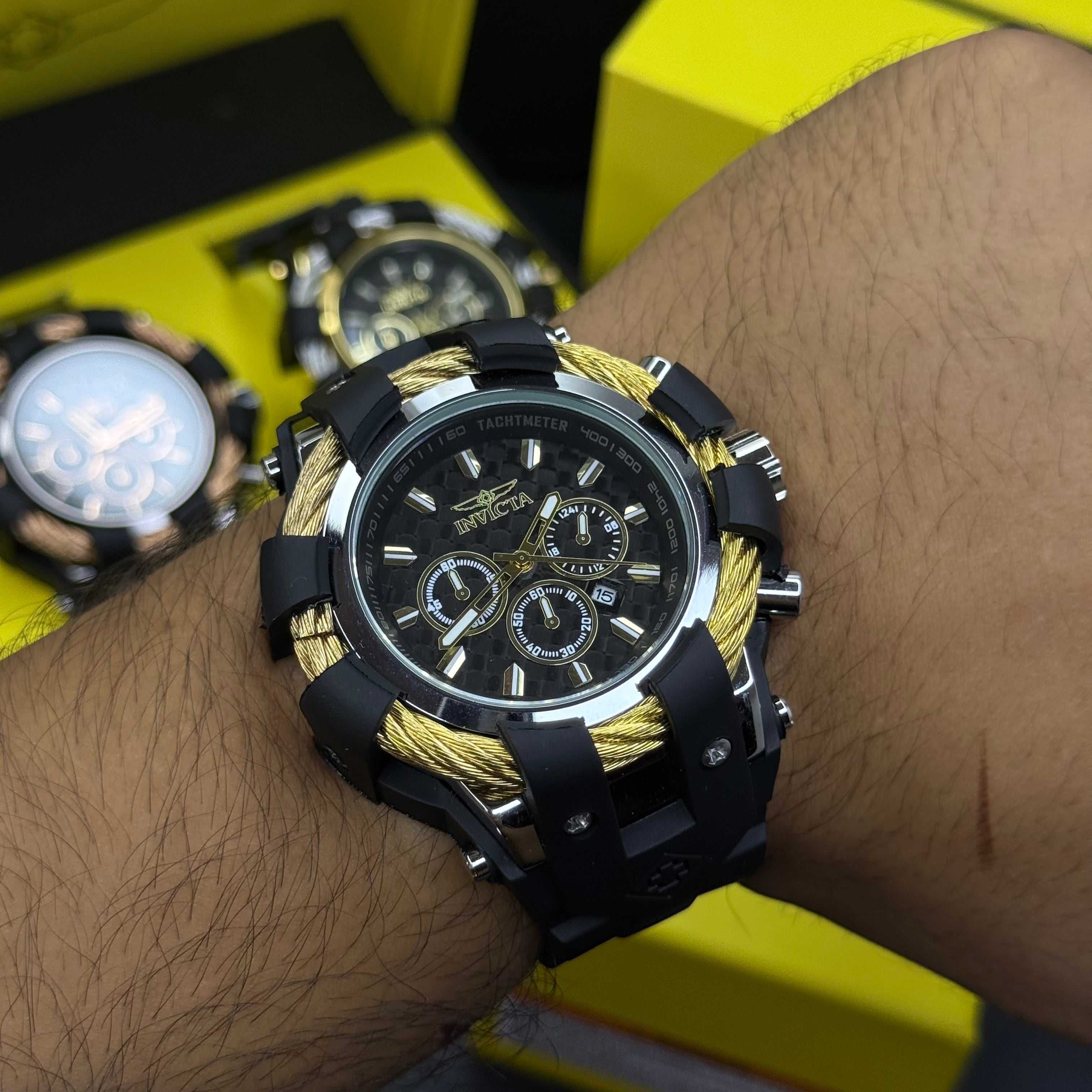INVICTA BOLT SPORT PARA HOMBRE REF-40262 NDN