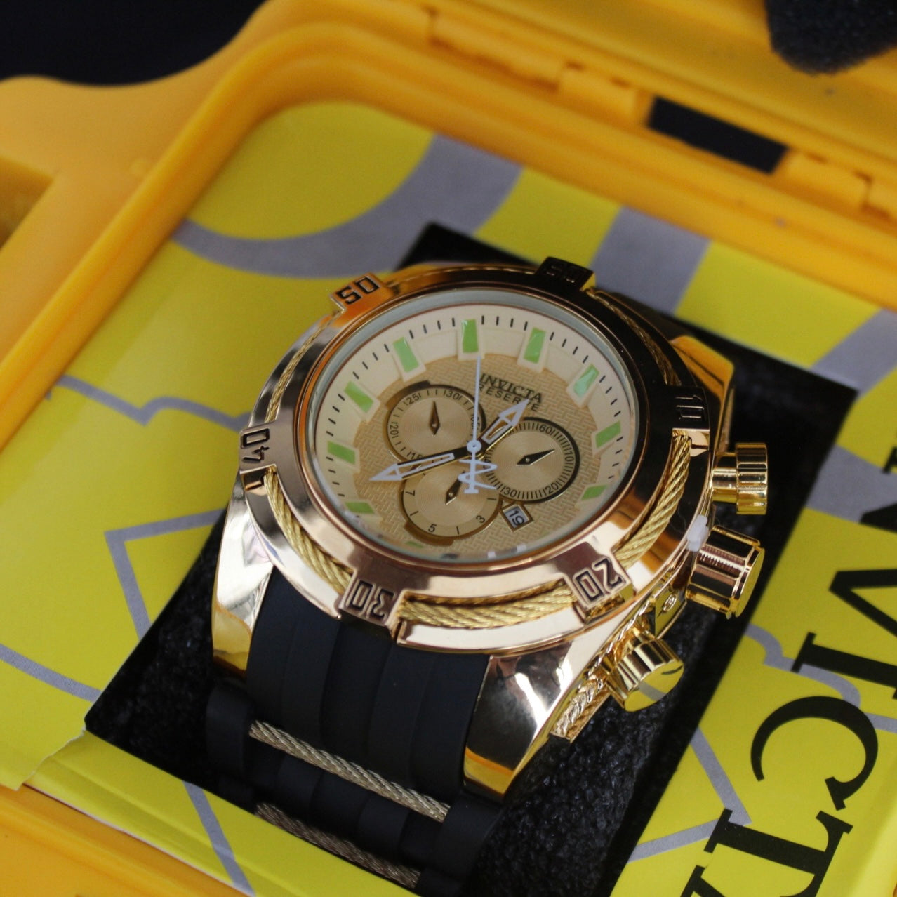 INVICTA BOLT RESERVER SUBAOUA PARA HOMBRE REF-DD