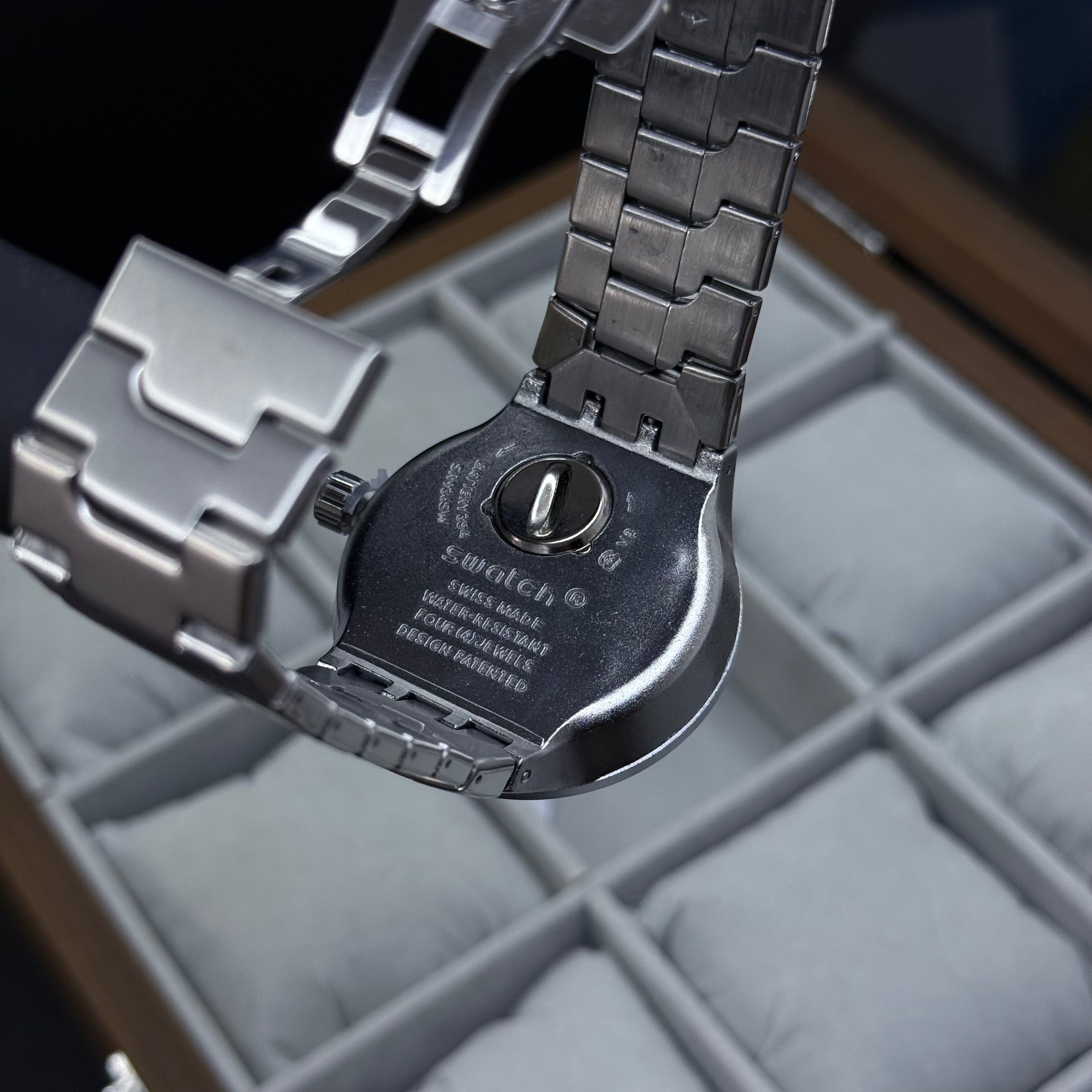 SWATCH BIG BOLD  PARA HOMBRE REF PN
